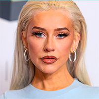 Biography Christina Aguilera