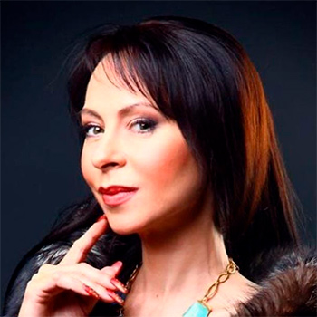 Biography Марина Хлебникова