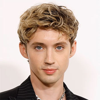 Biography Troye Sivan