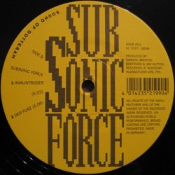 Cover Subsonic force - Steeds wanner hij bonen aat