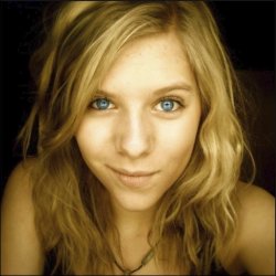 Cover Aurora - Puppet