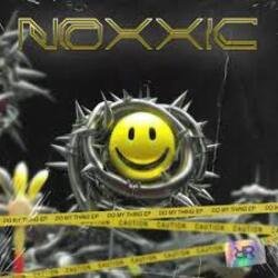 Cover Noxxic - Lights Out (Mixed)