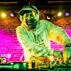 Cover DJ Brownie - Back It Up