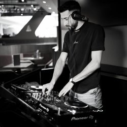 Cover DJ Kama - Triphouse (Trip Short Mix)